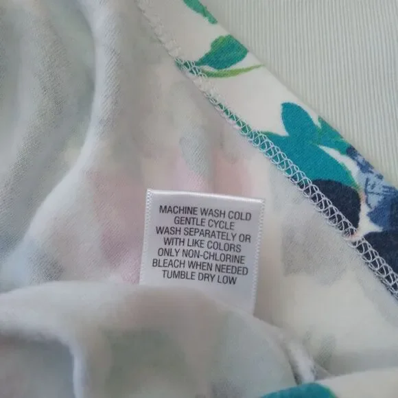 Studio Works Colorful Floral Pattern Short Sleeve The Studio Tee Petite Large - Picture 5 of 12